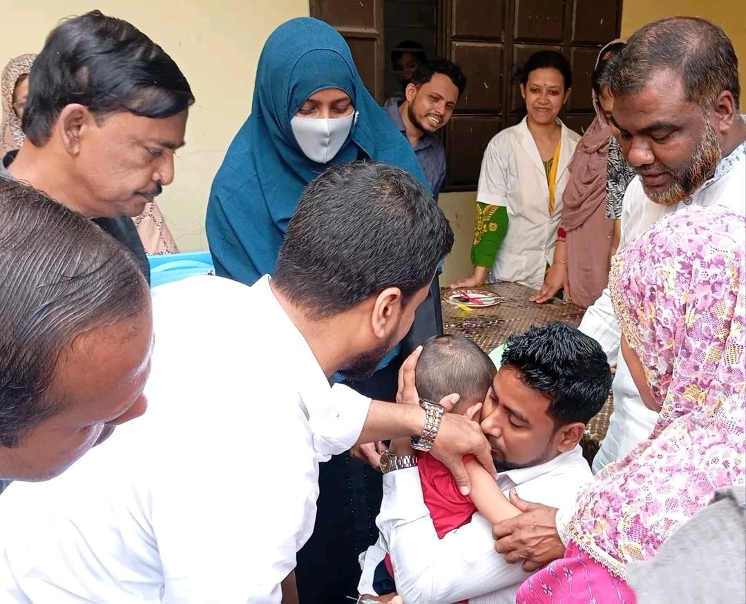 সংযুক্ত ছবি