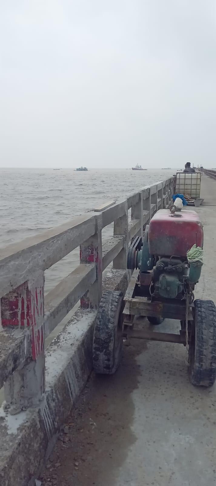 সংযুক্ত ছবি