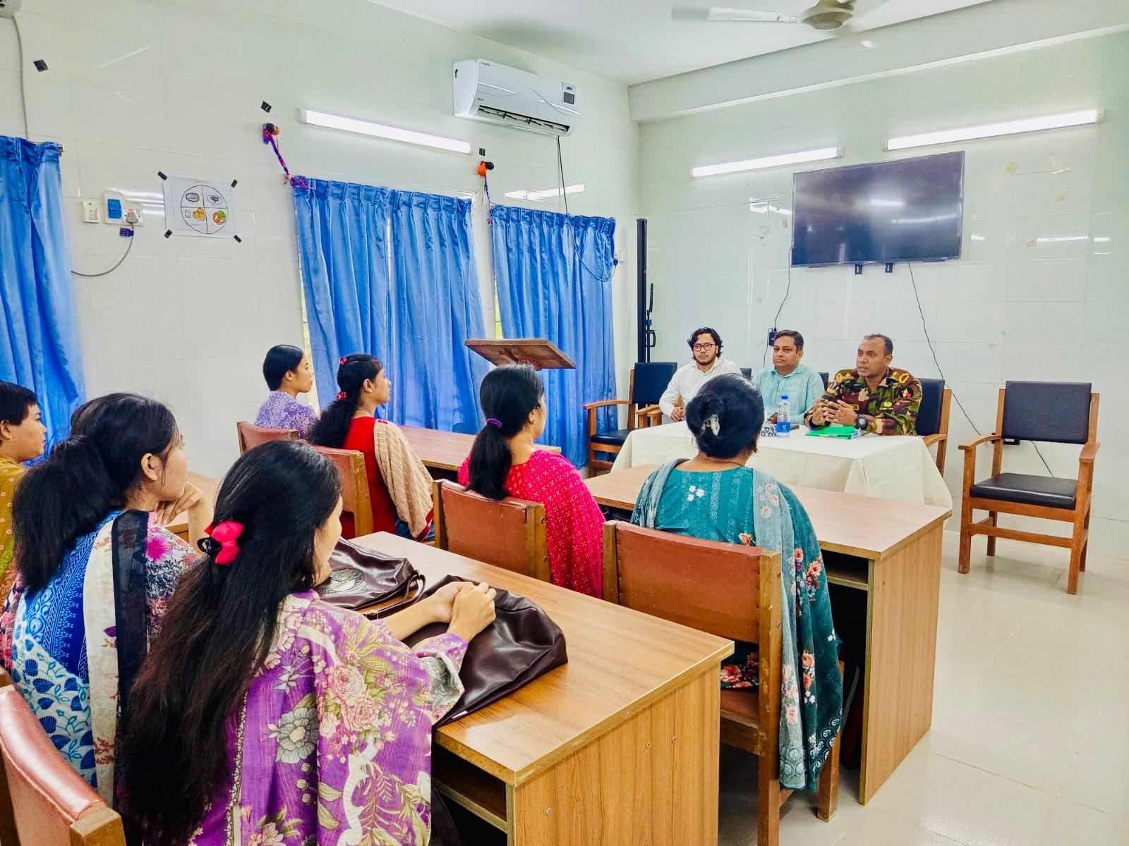 <h1>সেনাবাহিনীর উদ্যোগে গর্ভবতী নারী ও শিশুদের স্বাস্থ্য বিষয়ক দুই সপ্তাহব্যাপী প্রশিক্ষণের উদ্বোধন<br />
</h1>