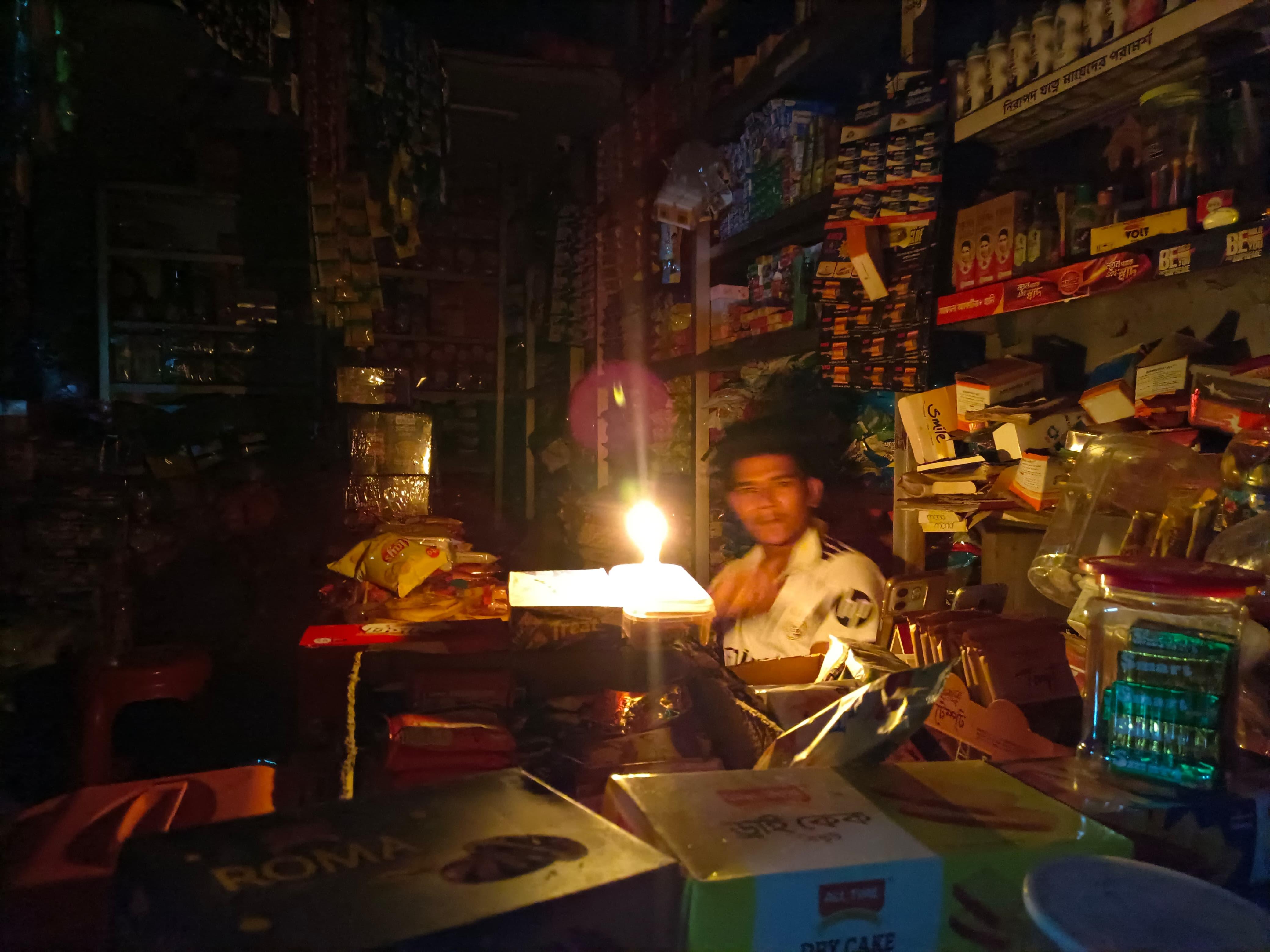 সংযুক্ত ছবি