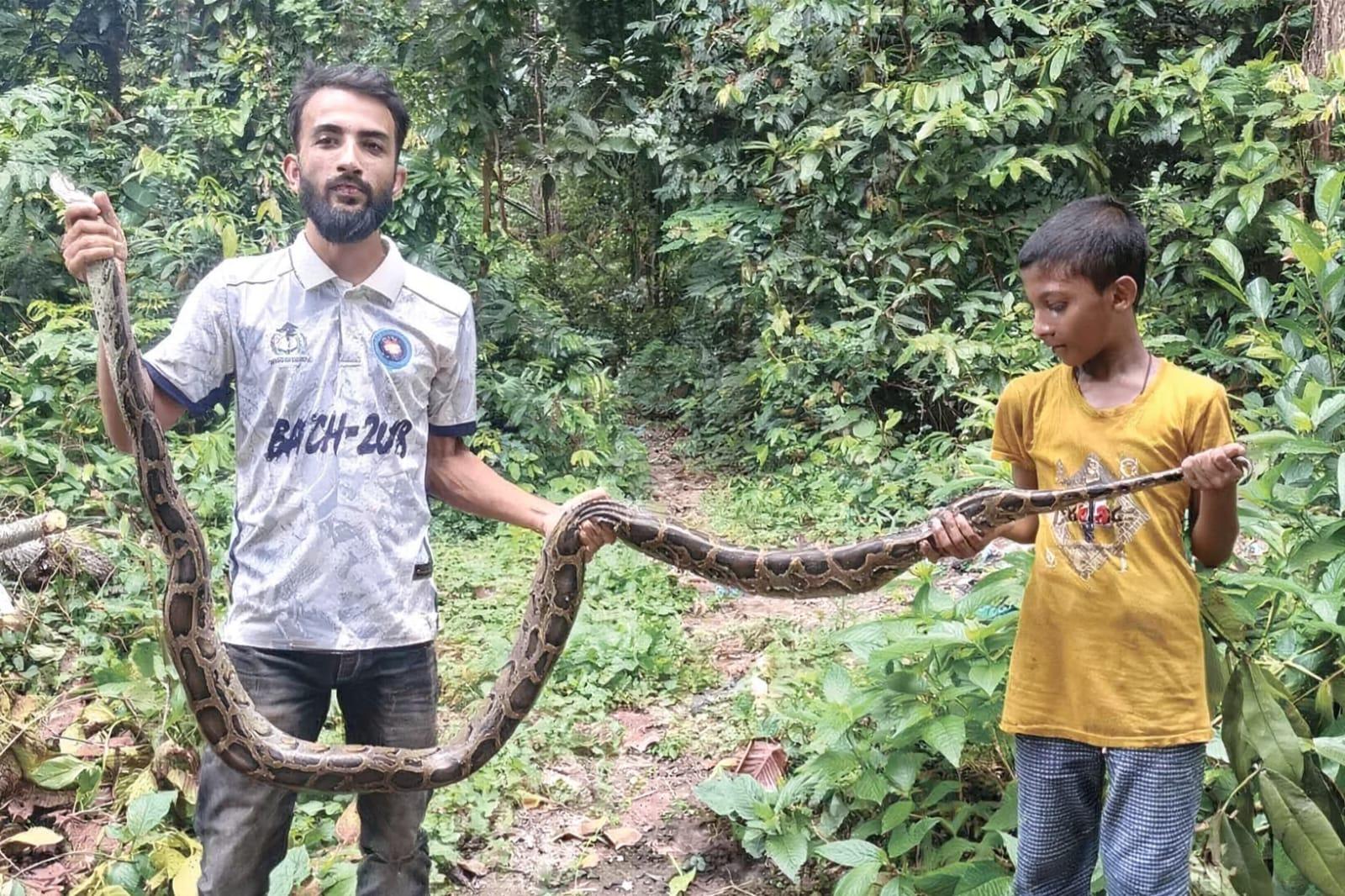 সংযুক্ত ছবি