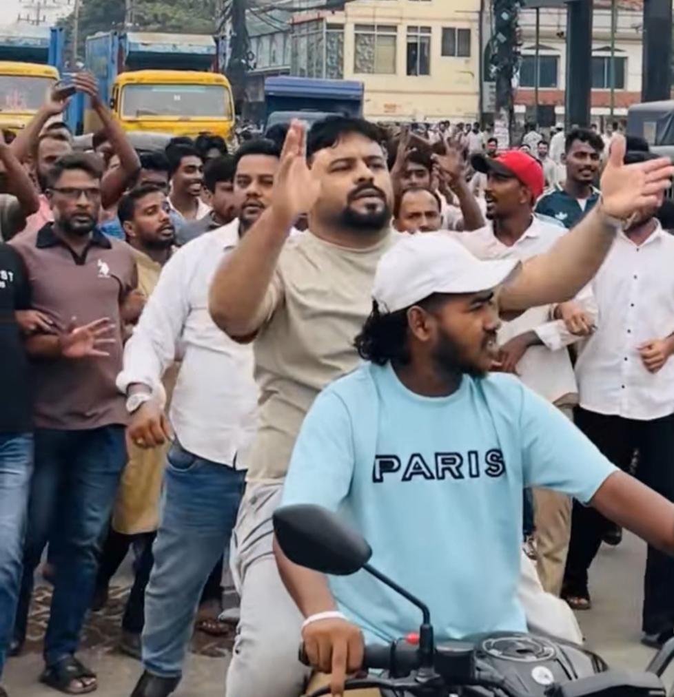 <h1>সাইফের মিছিলে এত মানুষের নেপথ্যে কী?</h1>