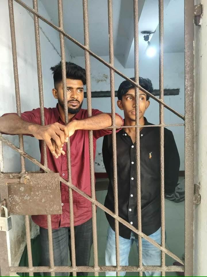 বোয়ালখালীতে মেহেদী অনুষ্ঠানে ‘জয় বাংলা’ স্লোগান,নিষিদ্ধ ছাত্রলীগের ২ গ্রেফতার