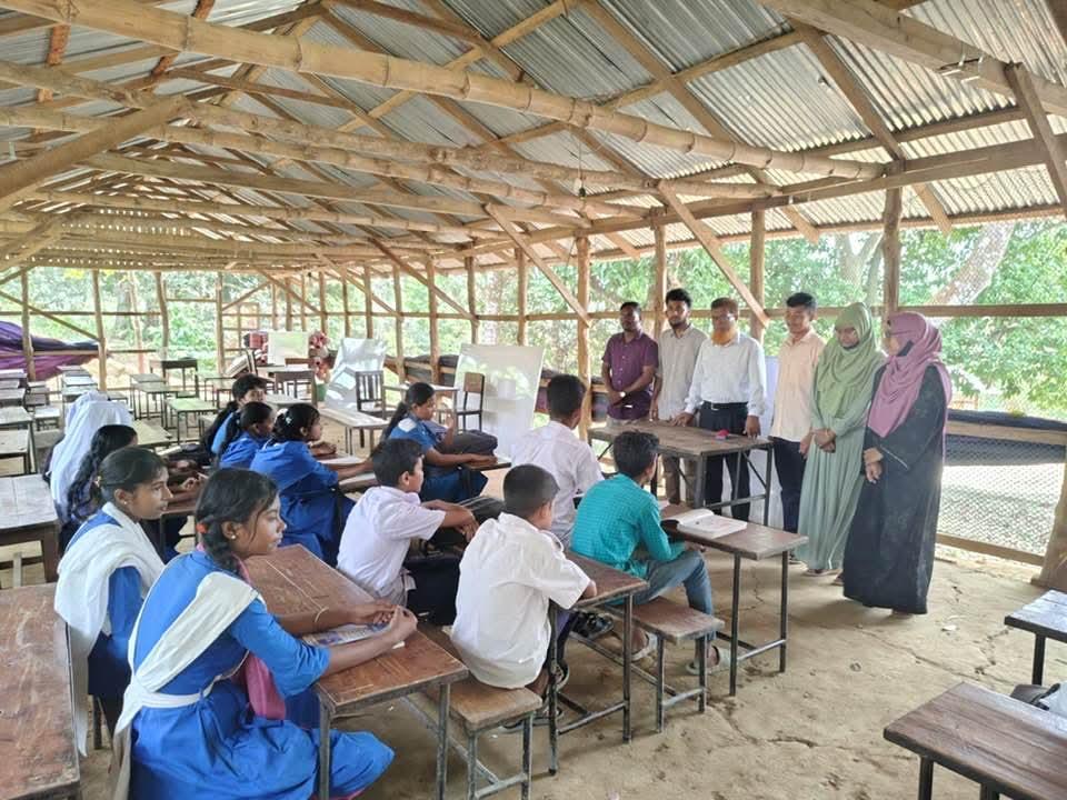 সংযুক্ত ছবি