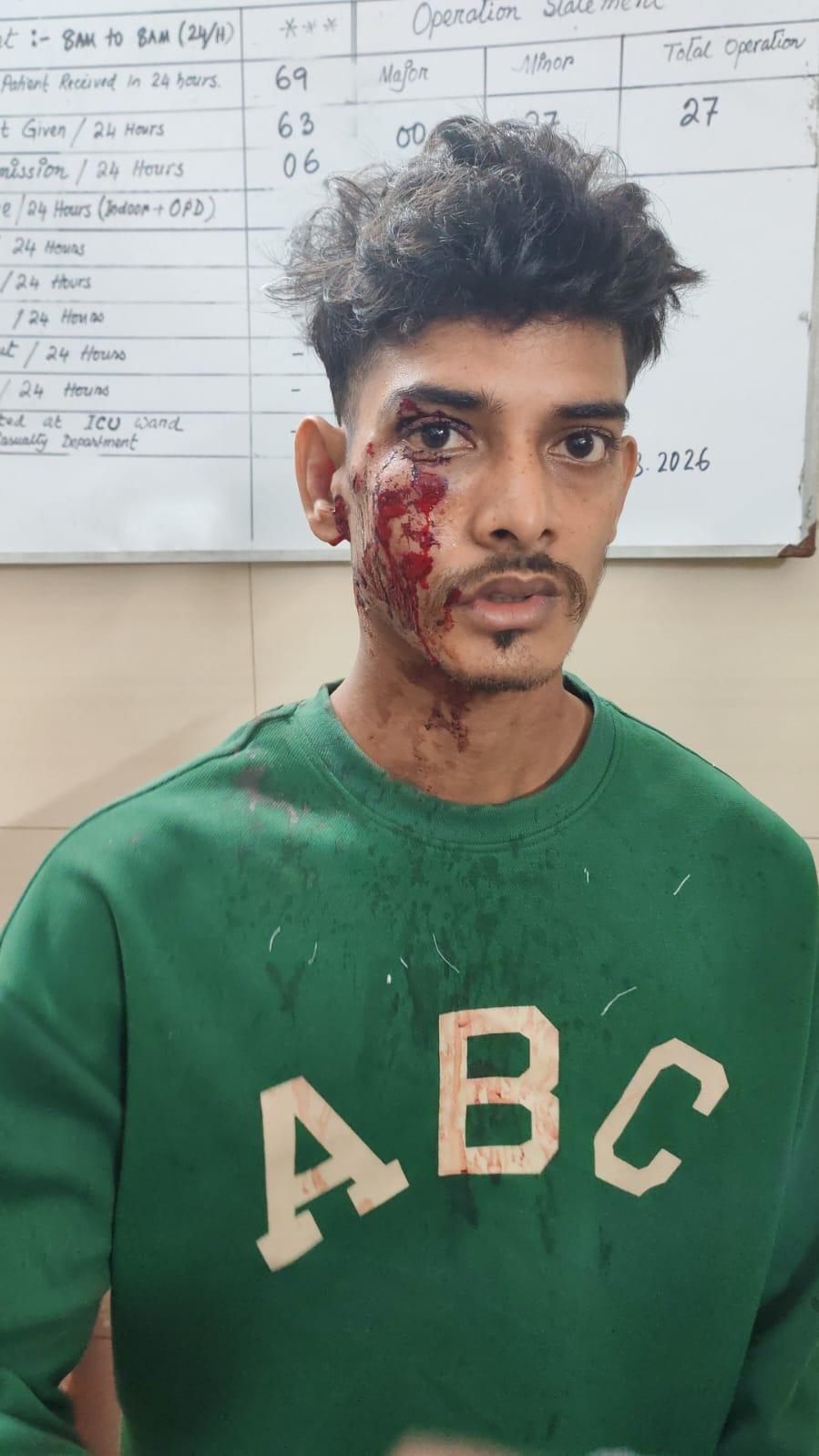 <h1>হাটহাজারীতে প্রকাশ্য দিবালোকে বাকবিতণ্ডার জেরে তরুণকে ধাওয়া করে গুলি</h1>