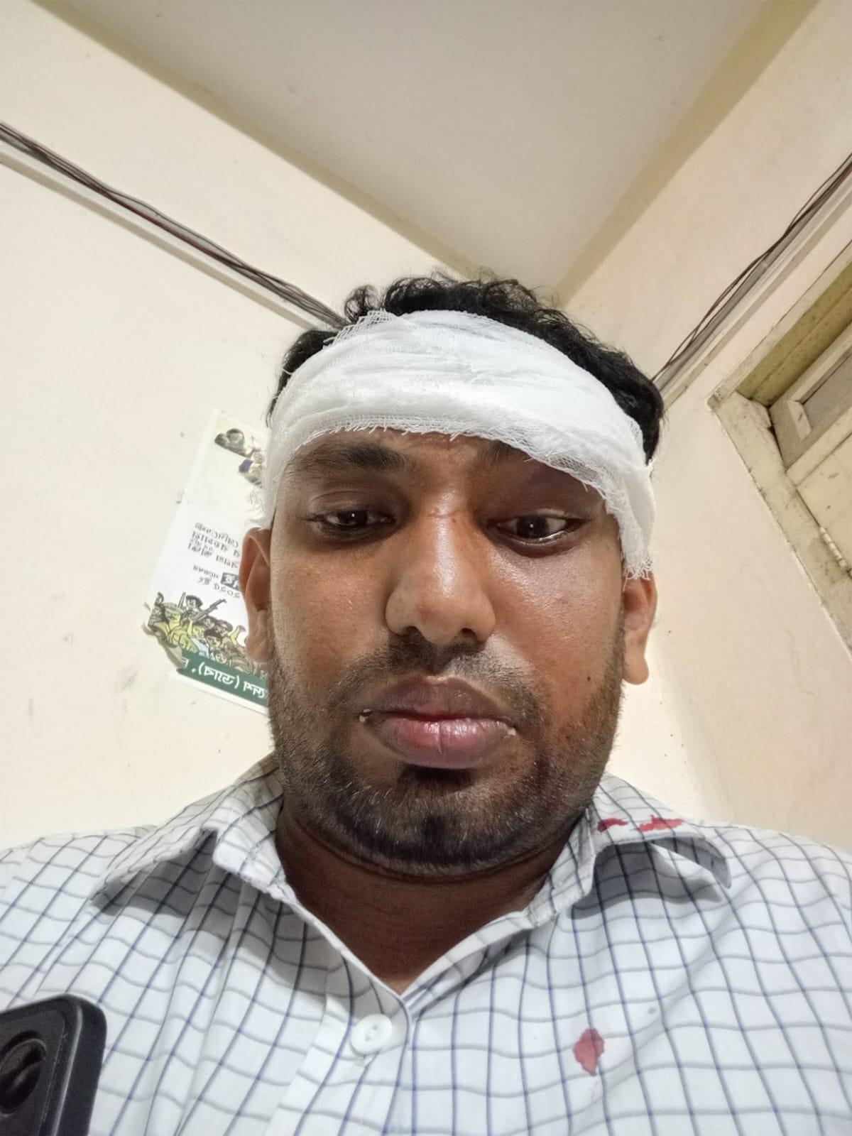 মীরসরাইয়ে ঋণের কিস্তি আদায়কে কেন্দ্র করে দু'পক্ষের  সংঘর্ষ, আহত এনজিও কর্মী ও ঋণগ্রহীতা পরিবারের সদস্যরা