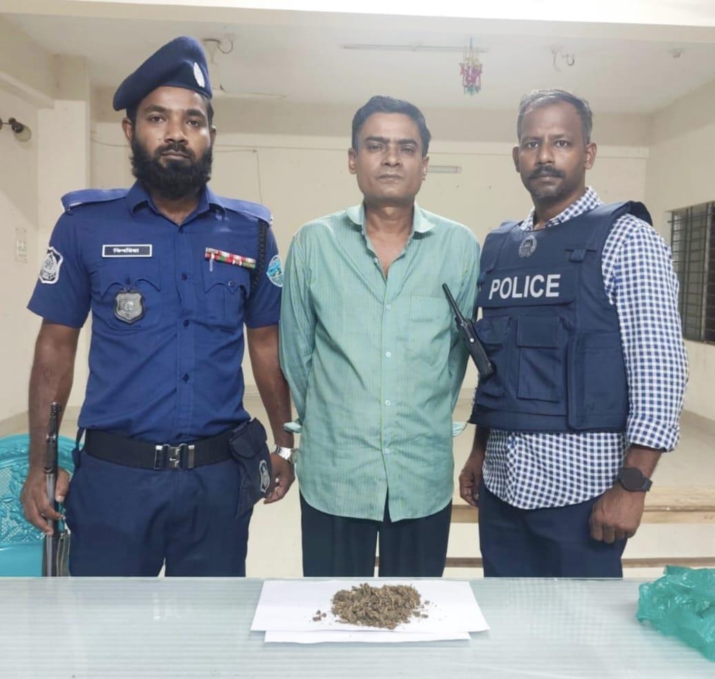 <h1>বাঘাইছড়িতে চাঞ্চল্য:গাঁজাসহ স্বর্ণালয়ের মালিক আটক&nbsp;</h1>