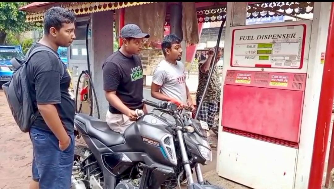 খাগড়াছড়িতে স্বাভাবিক হয়েছে জ্বালানি সরবরাহ