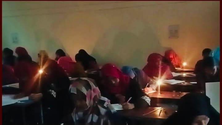 সন্দ্বীপে মোমবাতির  আলোয় এসএসসি পরীক্ষা