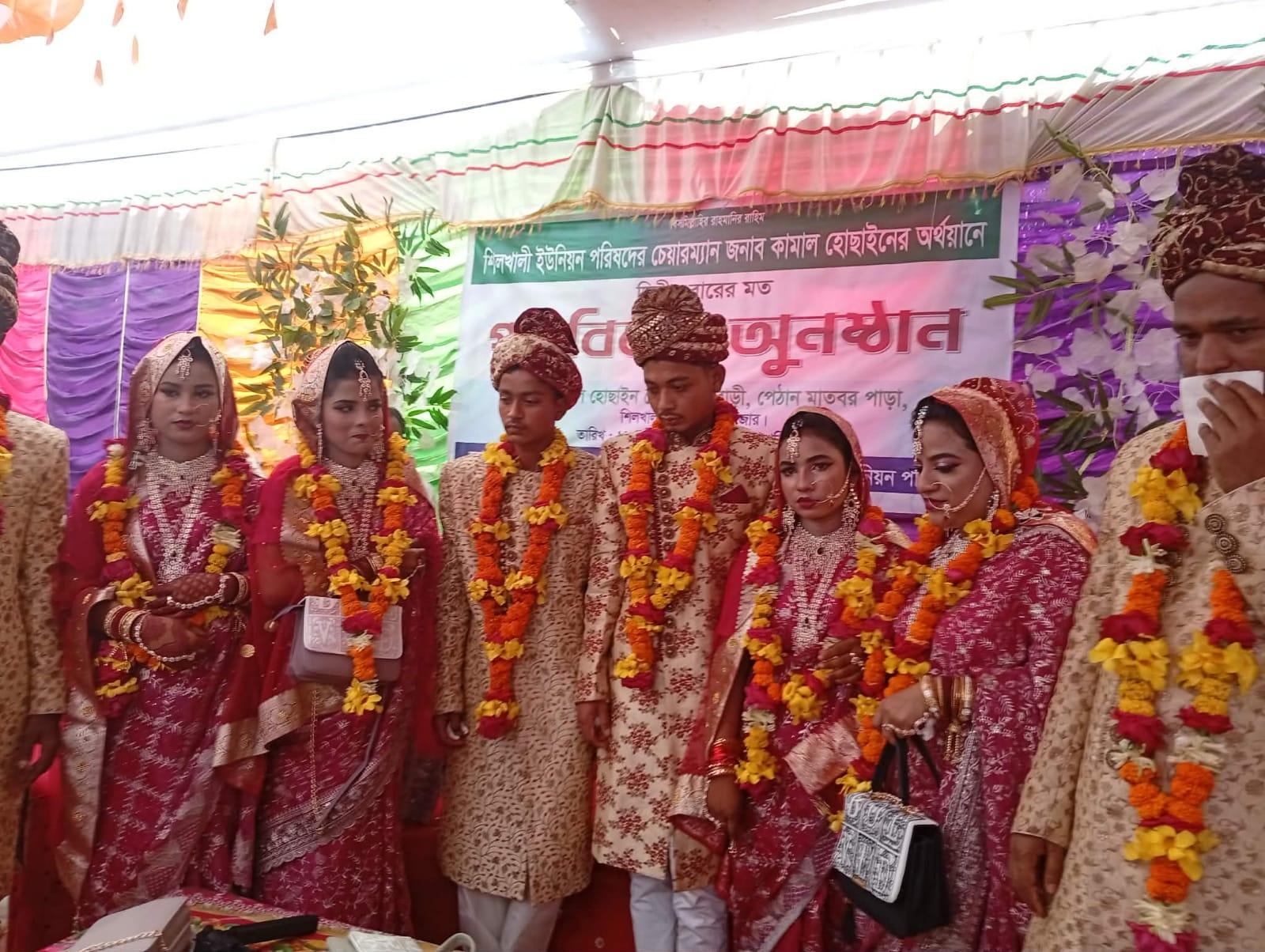 চার দম্পতির নতুন জীবনের সূচনা পেকুয়ায় চেয়ারম্যানের উদ্যোগে গণবিবাহ