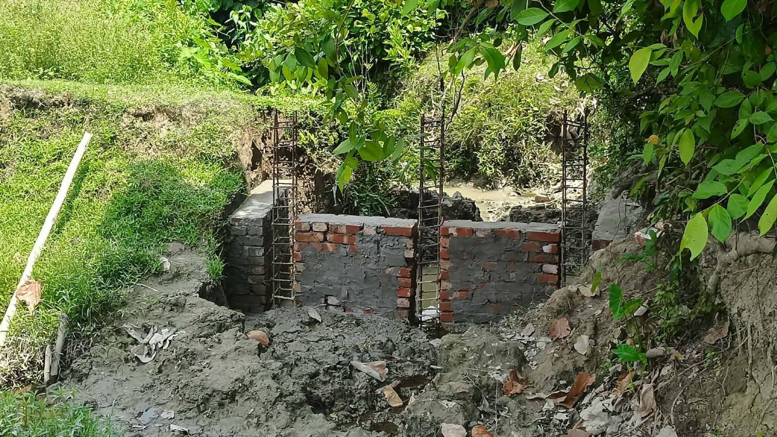 লামায় আদালতের স্থিতাবস্থা সত্ত্বেও জমি দখলের চেষ্টা
