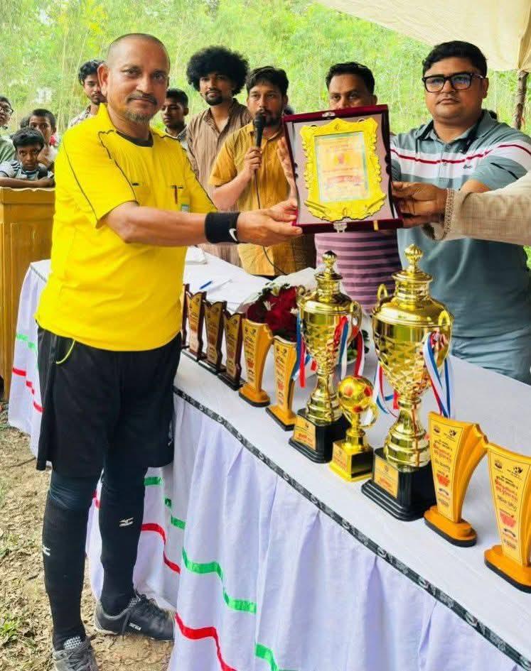 সংযুক্ত ছবি