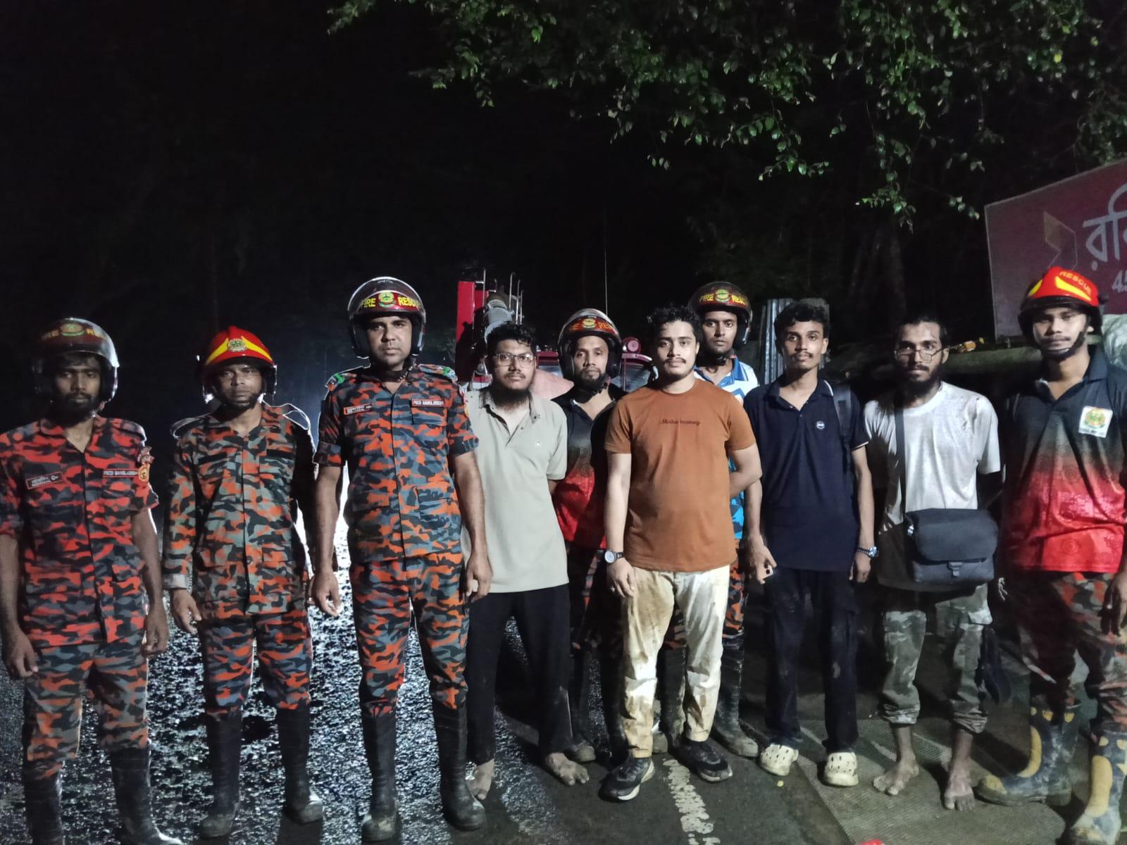 <h1>কাপ্তাইয়ে&nbsp; দুর্গম পাহাড়ে পথ হারিয়েছে ৪ পর্যটক, অবশেষে উদ্ধার</h1>