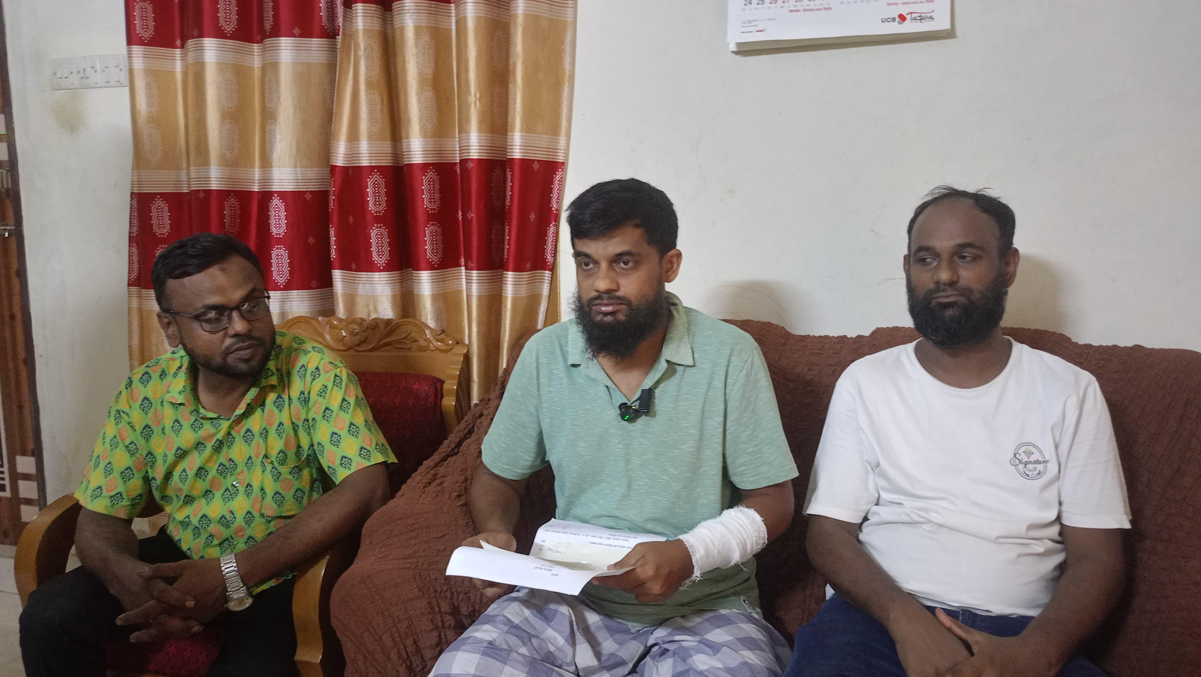 সংযুক্ত ছবি