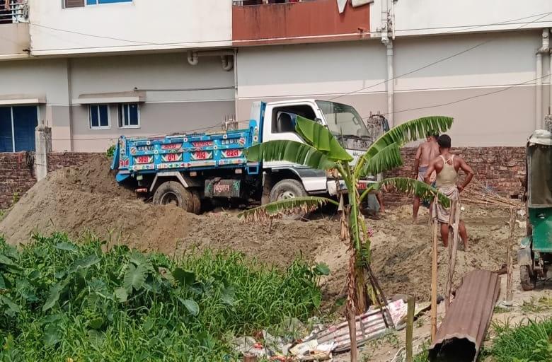 আনোয়ারায় আদালতের নিষেধাজ্ঞা অমান্য করে জমি দখল, মুচলেকায় ছাড়া পেলেন অভিযুক্ত