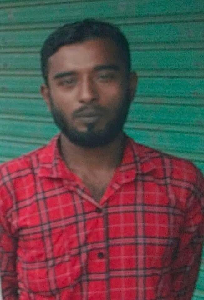 <h1>ঝড়ো বাতাসে বোট উল্টে লংগদুর যুবক নিখোঁজ, ছেলেকে বাঁচাতে গিয়ে পানিতে তলিয়ে গেলেন বাবা</h1>