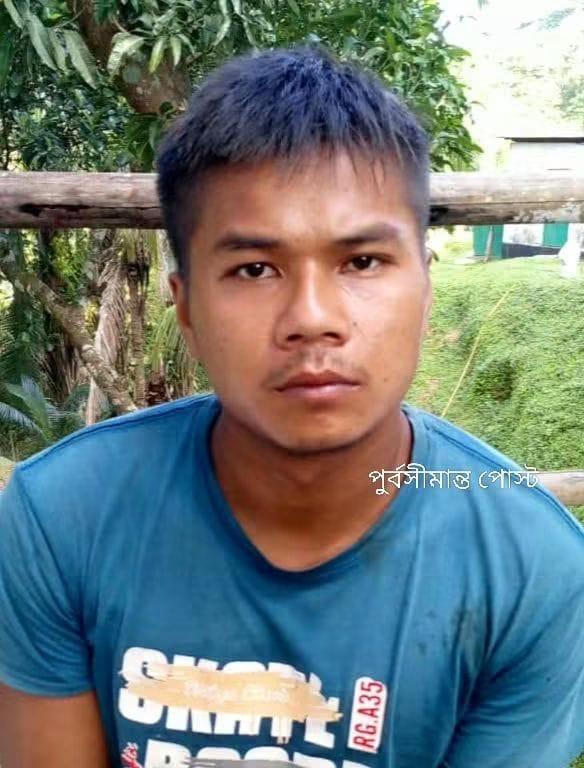 <h1>নাইক্ষ্যংছড়ির লেমুছড়ি পয়েন্টে&nbsp;<br />
স্মার্ট ফোন-টাকাসহ ১ মিয়ানমার বিদ্রোহি গোষ্টি এএ'র&nbsp; সহযোগী আটক</h1>