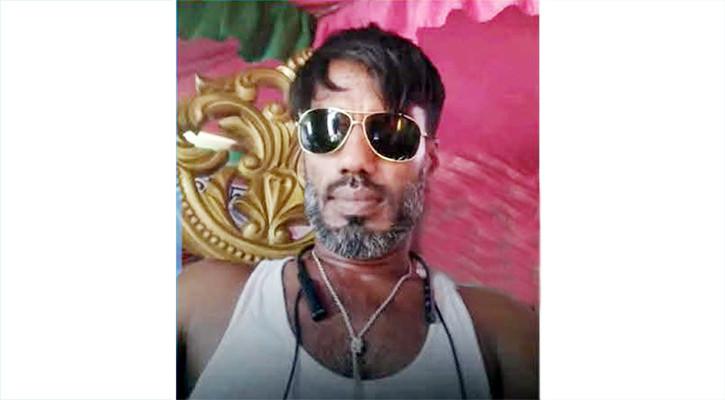 সংযুক্ত ছবি