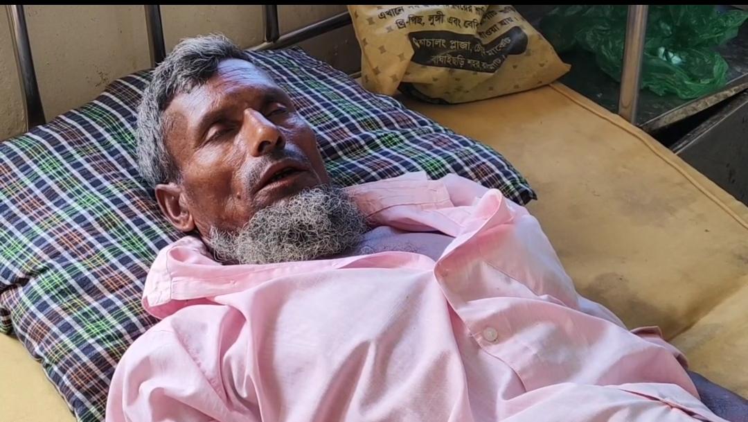 কোরবানির হাটে মলম পার্টির দৌরাত্ম্য ও জাল টাকার কারবার