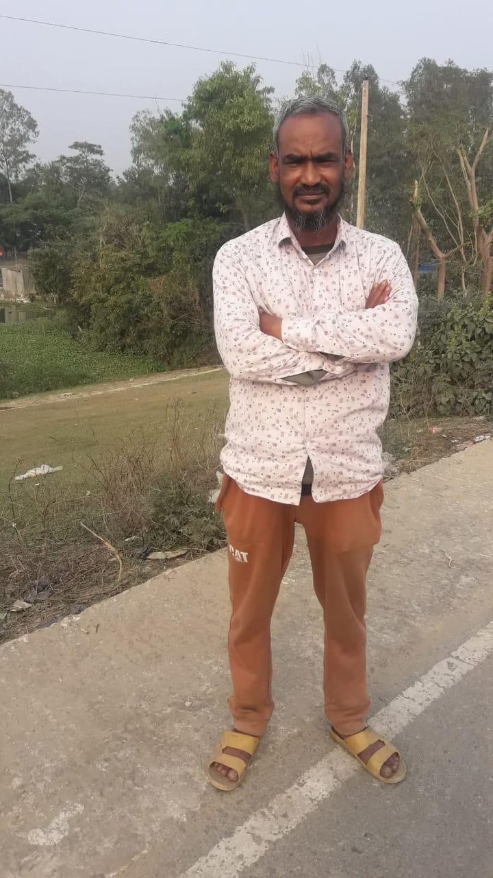 মীরসরাইয়ে ছেলেদের মোবাইলে লুডু খেলা নিয়ে দ্বন্দ্ব ইটের আঘাতে প্রাণ গেলো বাবার