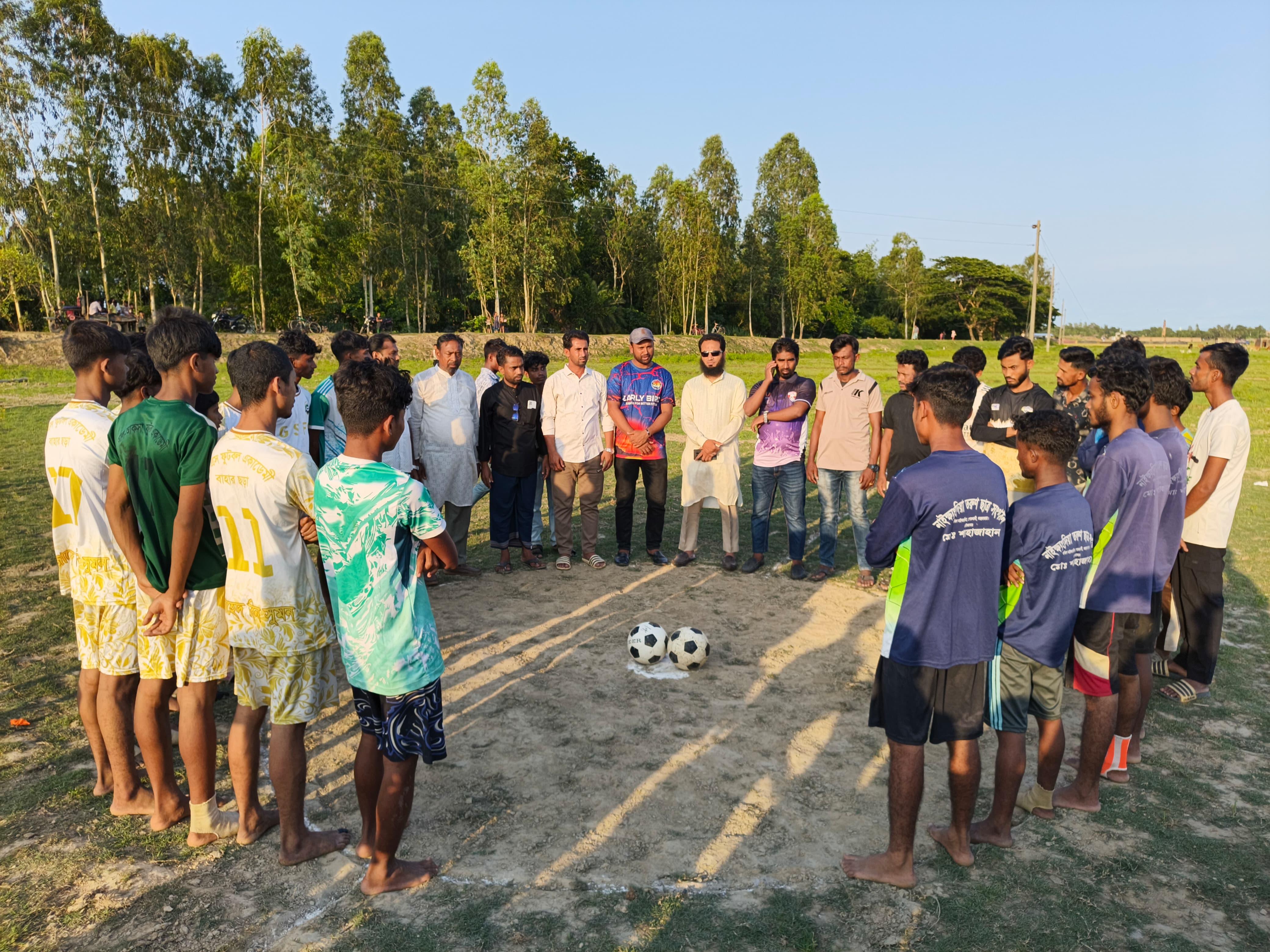 দক্ষিণ নাইক্ষ্যংদিয়া জুনিয়র ফুটবল টুর্ণামেন্টের ফাইনাল অনুষ্ঠিত
