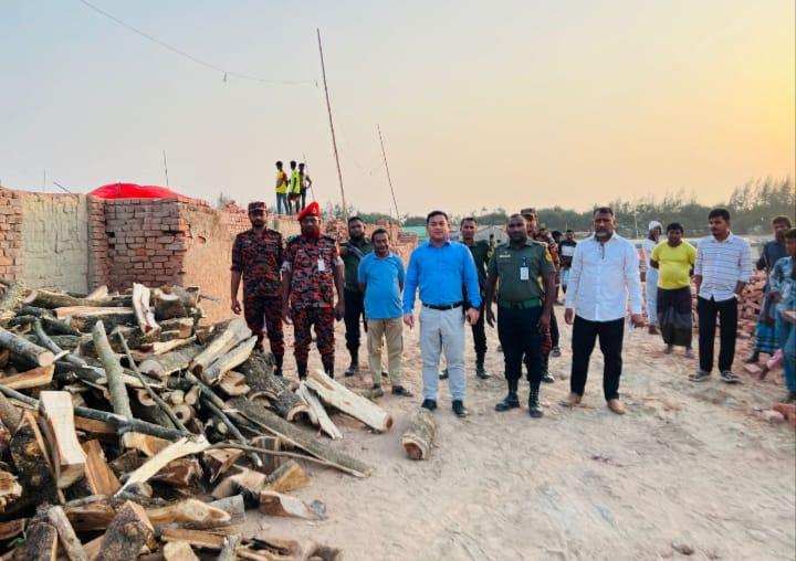 অবৈধভাবে কাঠ দিয়ে ইট পোড়ানো: সন্দ্বীপে ভ্রাম্যমান আদালতের অভিযান, জরিমানা ২০ হাজার টাকা