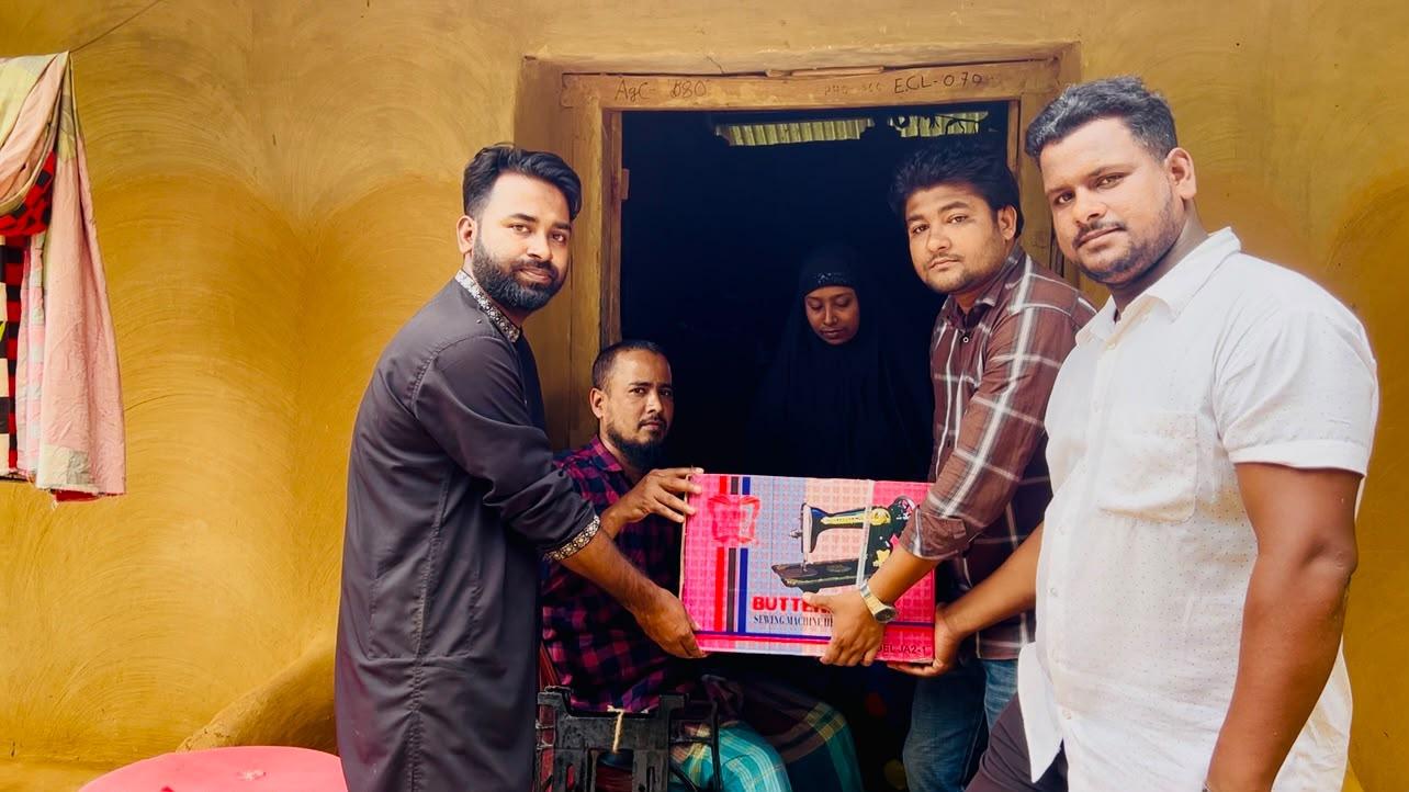 <h1>সেলাই মেশিনে স্বপ্ন বোনার সুযোগ পেলেন দুই অসচ্ছল মানুষ</h1>
