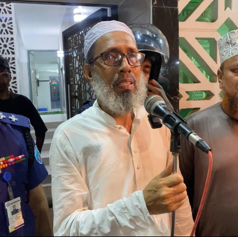 <h1>প্যারোলে মুক্তি পেয়ে মায়ের জানাজায় অংশ নিলেন সাবেক মেয়র আইয়ুব বাবুল<br />
</h1>