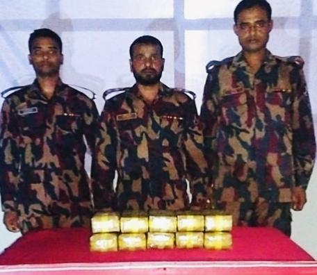 নাইক্ষ্যংছড়ি সীমান্তের মাদকের নতুন রোড় "বরইতলী" থেকে ১ লাখ ইয়াবা জব্দ