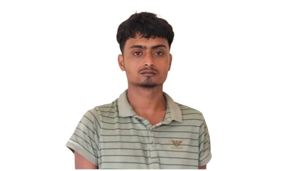 <h1>সীমান্ত থেকে এক ভারতীয় নাগরিক আটক<br />
</h1>