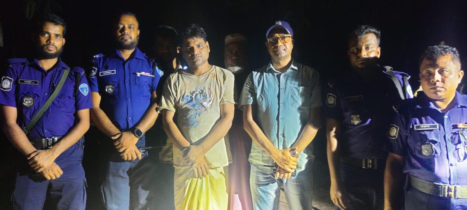 রামুতে ঝটিকা অভিযানে অপহৃত ইউপি সদস্য উদ্ধার