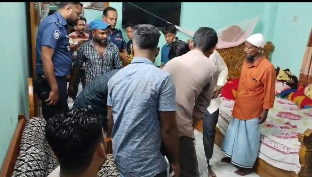 রামুতে চাকমা গৃহকর্মীর ঝুলন্ত মরদেহ উদ্ধার পরিবারের দাবী হত্যা করে ঝুলিয়েছে লাশ