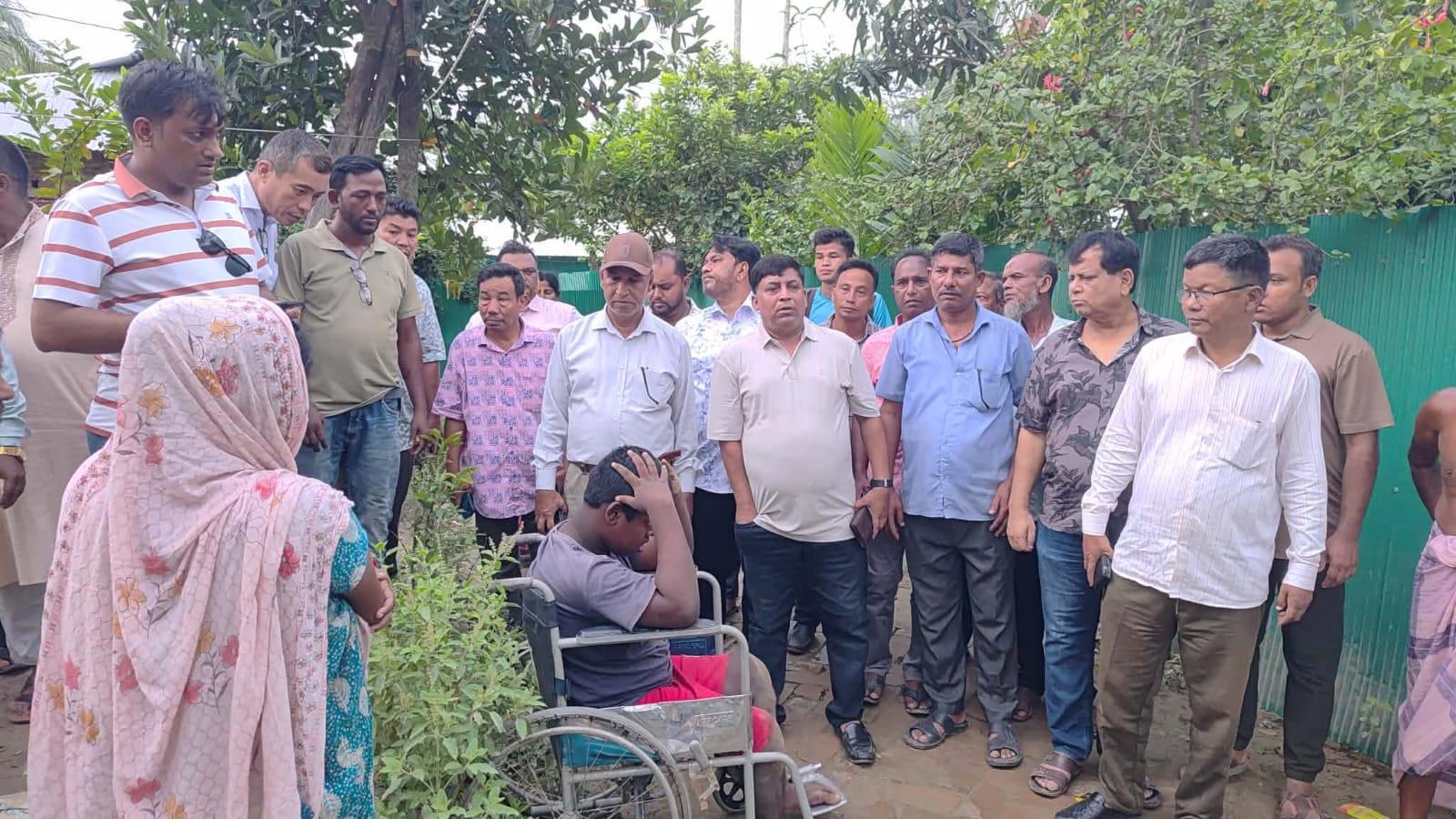 <h1>দীঘিনালায় বন্যাকবলিত মানুষের পাশে জেলা বিএনপি ও জেলা পরিষদ</h1>