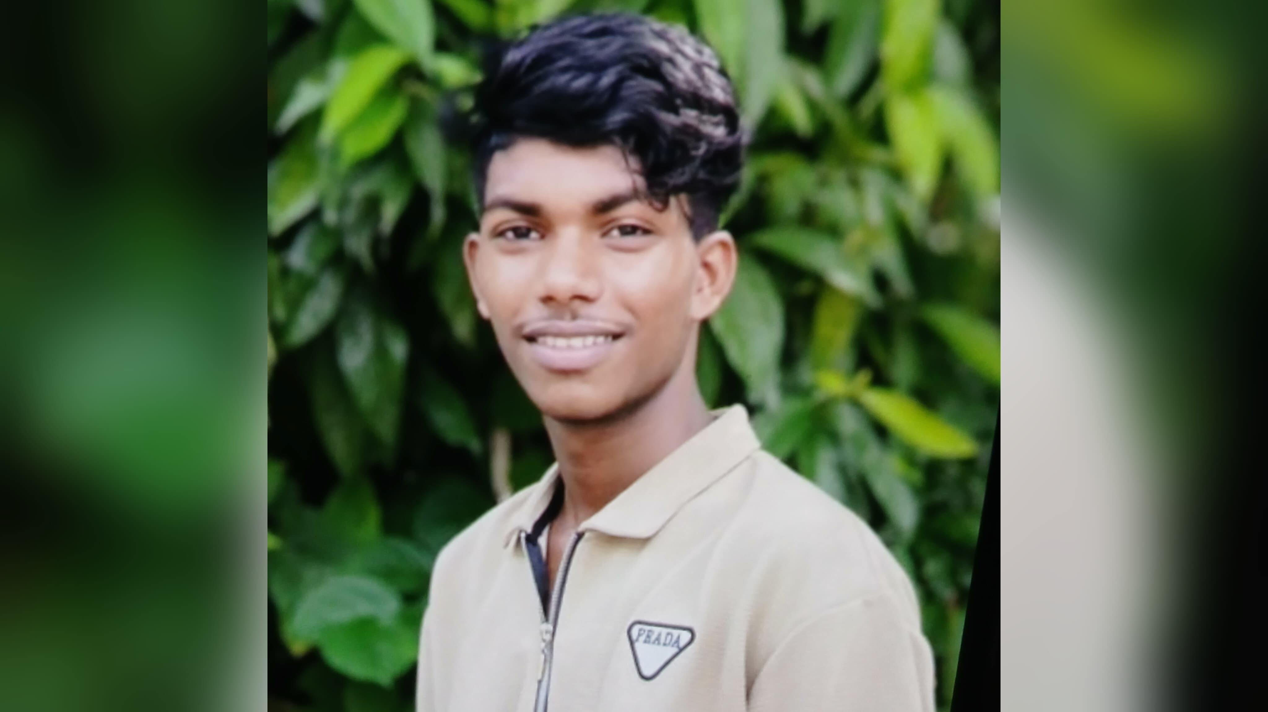 <h1>হাটহাজারীতে প্রেমে ব্যর্থ হয়ে ব্রডব্যান্ড কর্মীর আত্মহত্যা</h1>