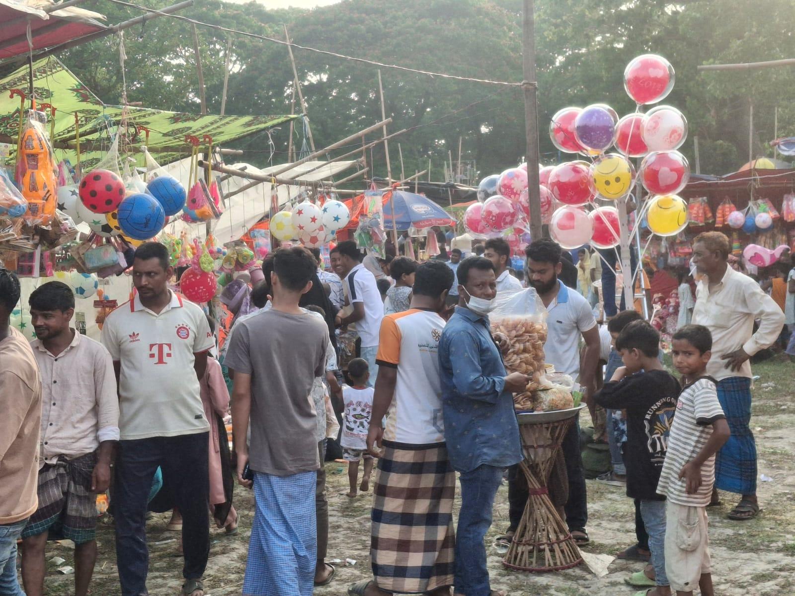 কর্ণফুলীতে দুই শতকের ঐতিহ্যের নাইতেরো মেলা
